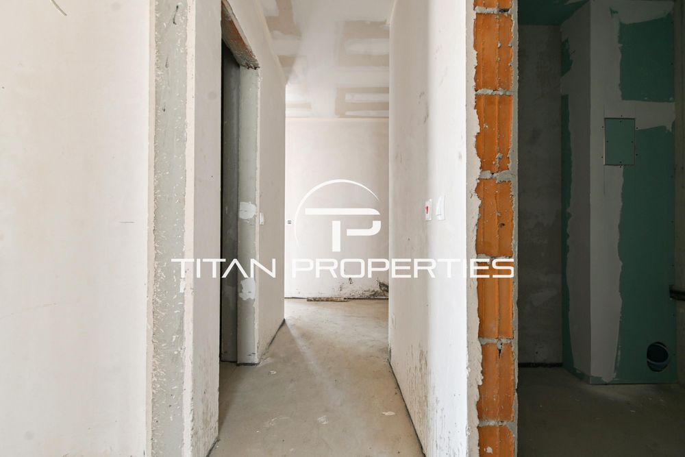 Тристаен в ж.к. Малинова долина