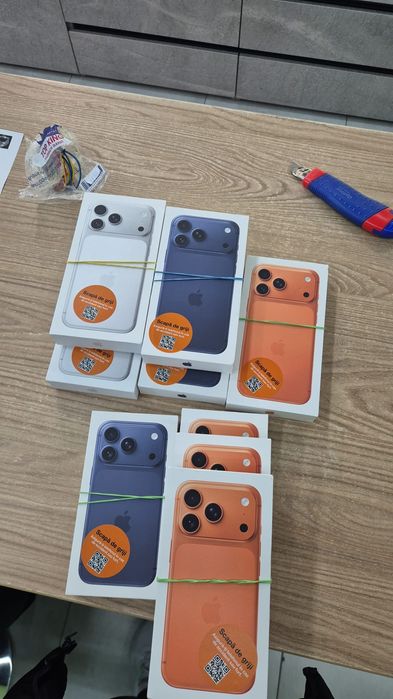 Iphone 17pro max 256gb cosmic orange
