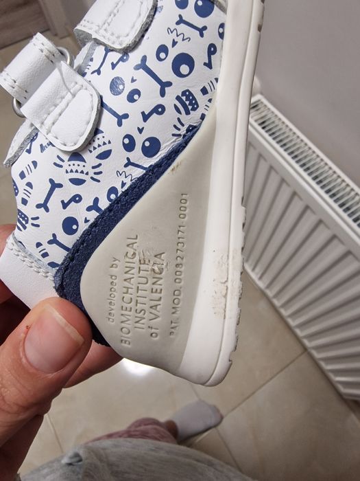 Обувки biomecanics