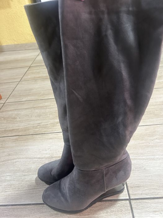 Ghete inalte piele intoarsa