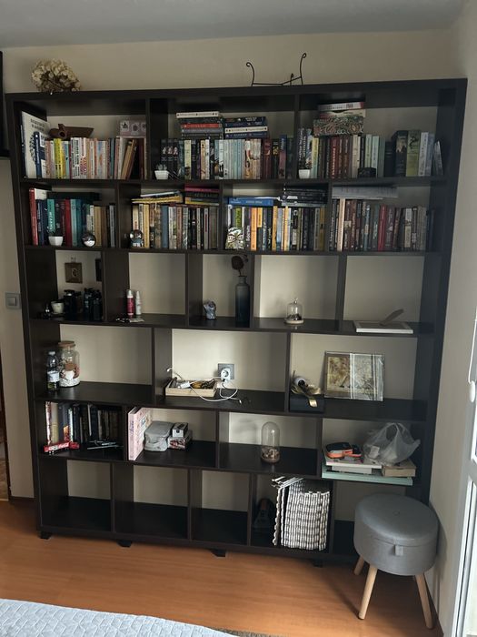 Библиотека, цвят Венге, като нова