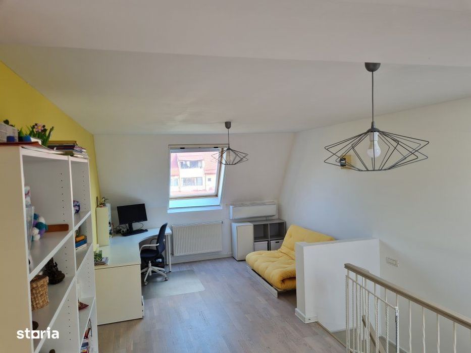 Pipera: Vila 4 camere, tip Townhouse, ansamblu rezidential cu piscina