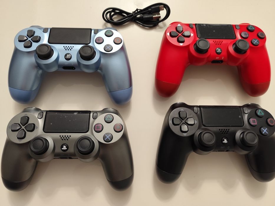 Vând controller original maneta Sony Ps4
