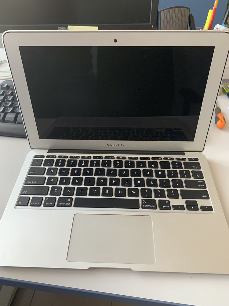 MacBook Air  11” 2015