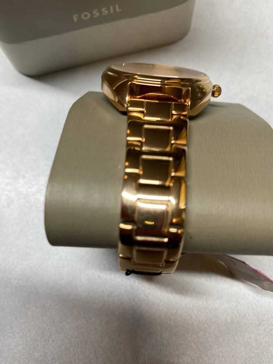 Часовник Fossil gabby es5071