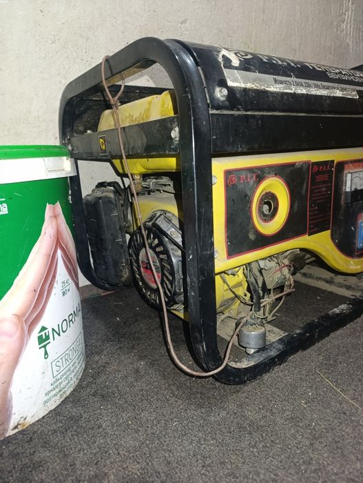 Генератор электростанция бензиновая