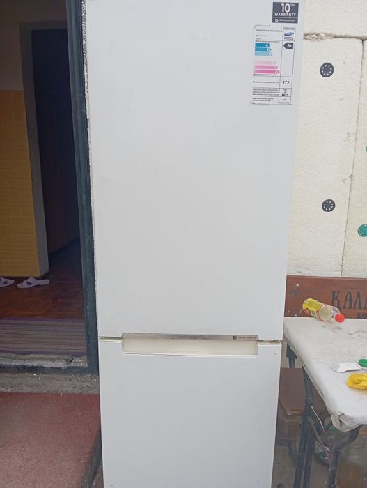 Холодильник рабочий