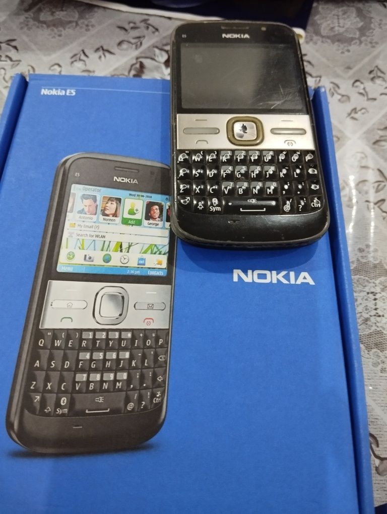 Продам  б/ У  телефон nokia E 5