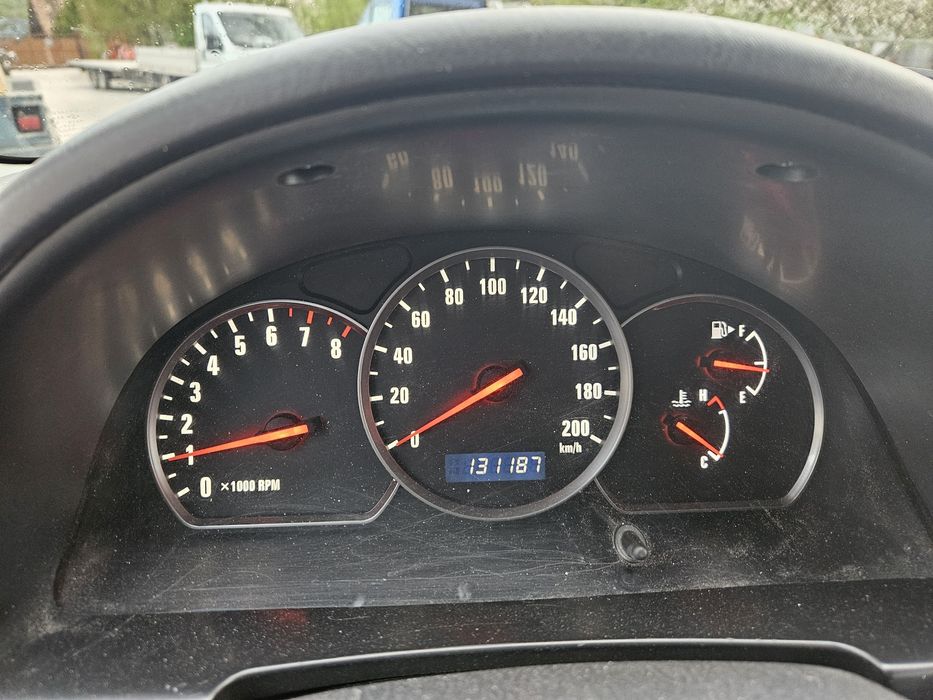 Suzuki grand vitara 2.0 benzină