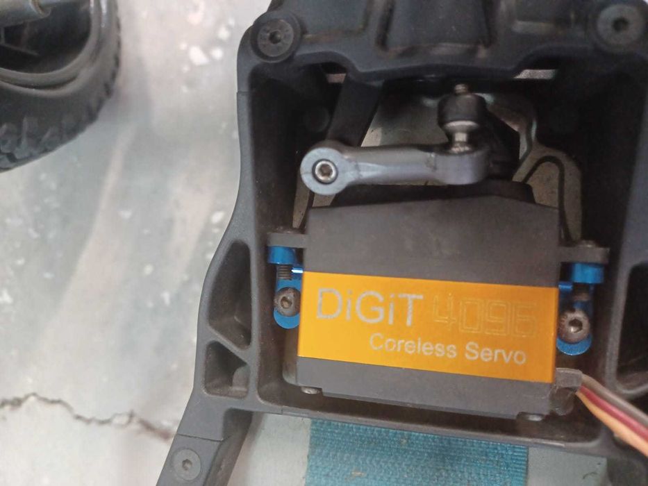 Automodel TEAM ASSOCIATED SC 5M Short Course.