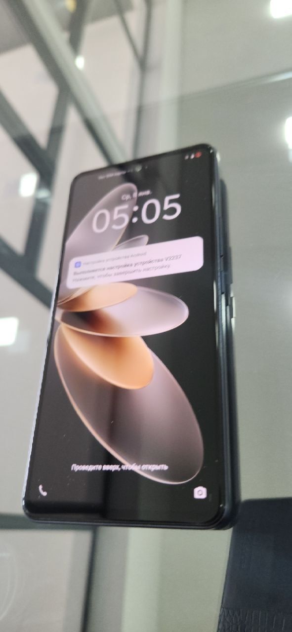 Vivo V 27e  8+8/256GB IDEAL
