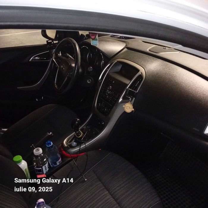 Opel astra j 1.6 cu gpl 2011