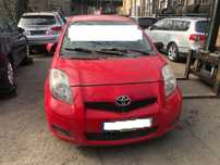 Dezmembrez Toyota Yaris 2009 rosu benzina