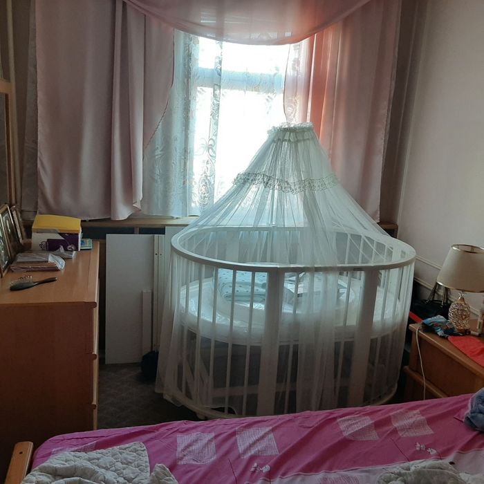 Детская овальная кровать