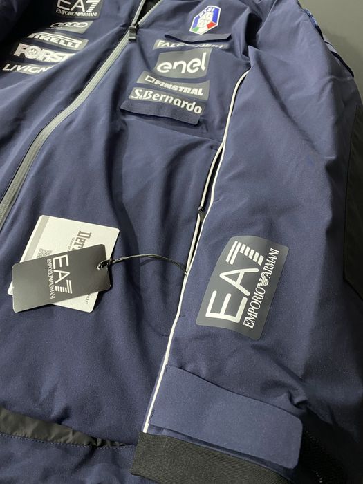 Geaca Ski Armani EA7 Italia Ski Team Marime L Nou