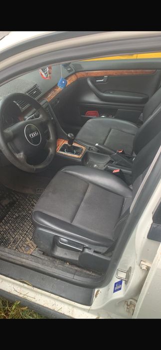 Vând Audi A4 1.9