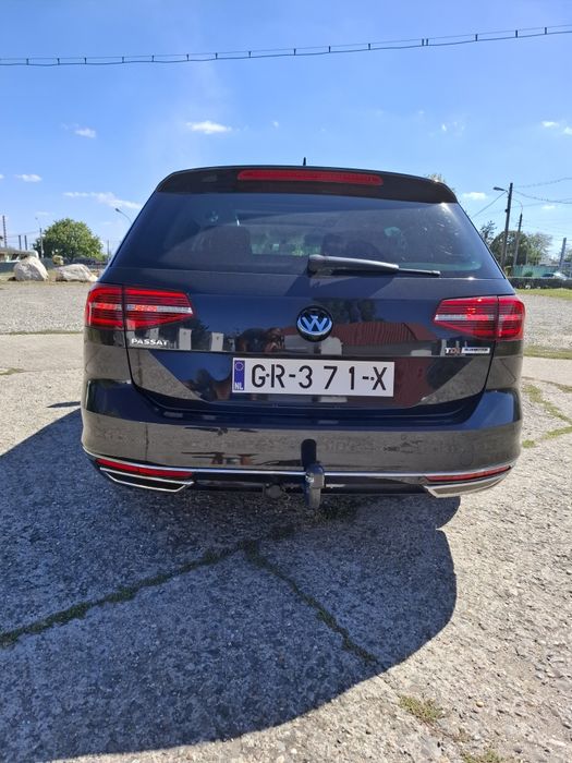 Volkswagen Passat B8 150 cp 6+1 trepte Panoramic Bord Digital Full LED