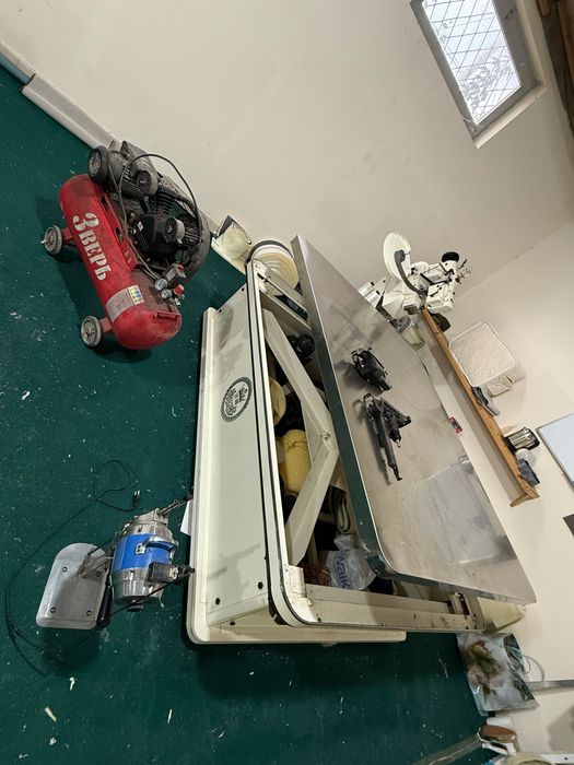 машина для окантовки матрасов Singer 300U