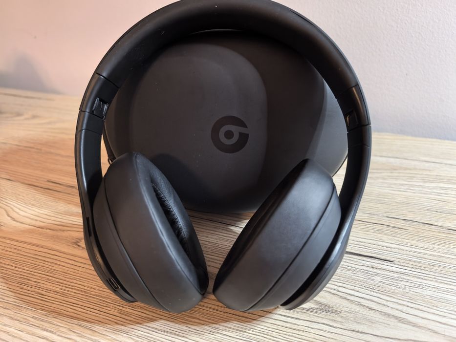 Casti Beats Studio Pro