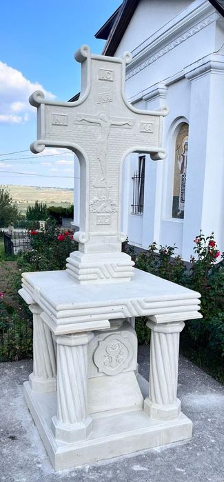 Lucrări din piatră naturală de Cosauti din Republica Moldova