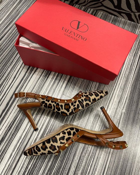 Pantofi-sandale Valentino colecția noua Piele naturală 100%POZE REALE.