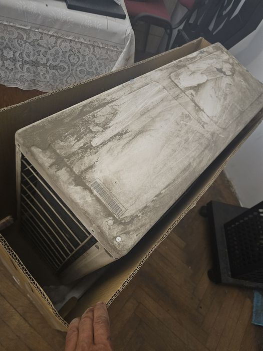 Aparat de aer condiționat perfect dar trebuie reparat Eu mi am luat al