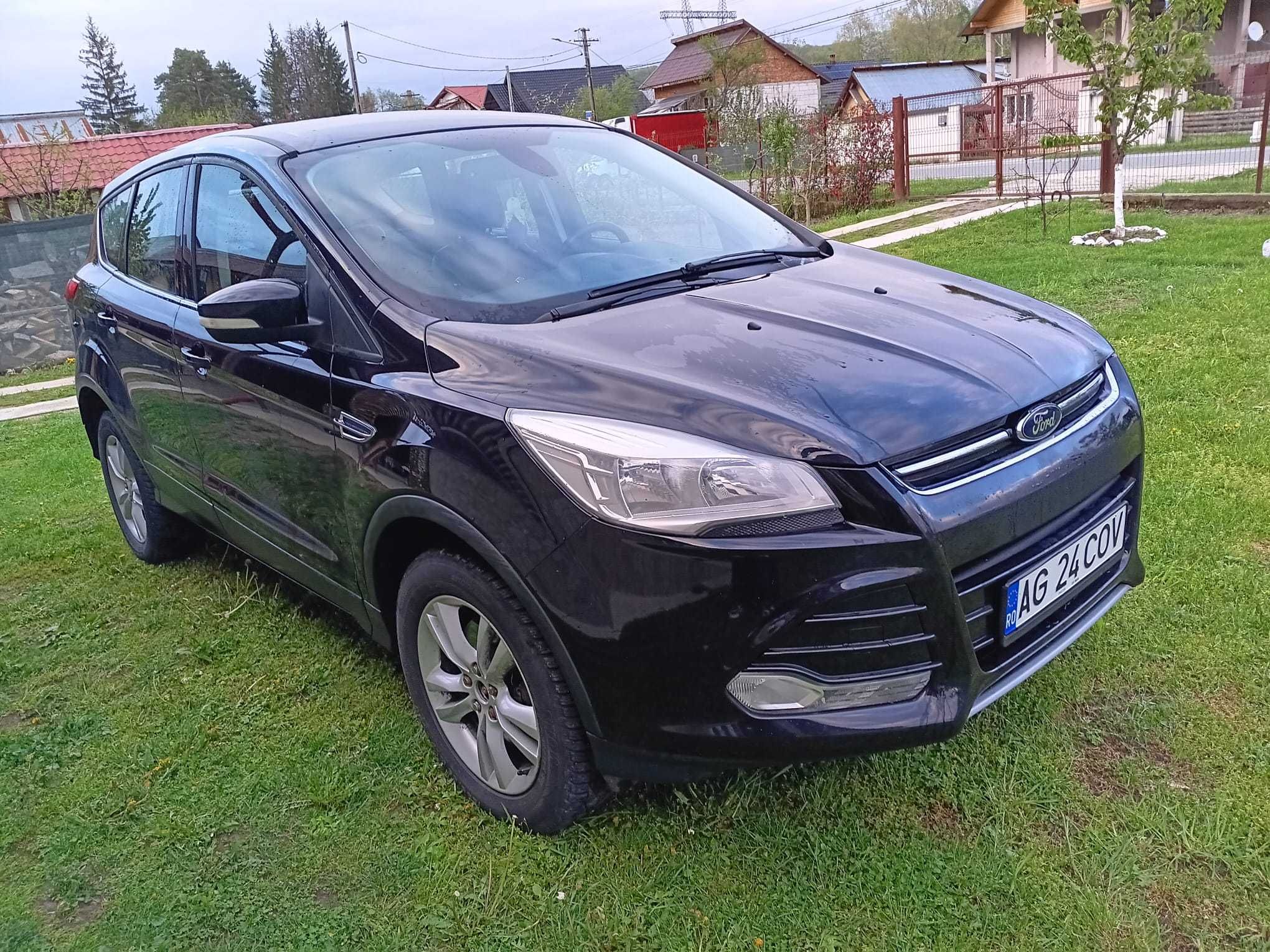 Vând Ford Kuga an 2013