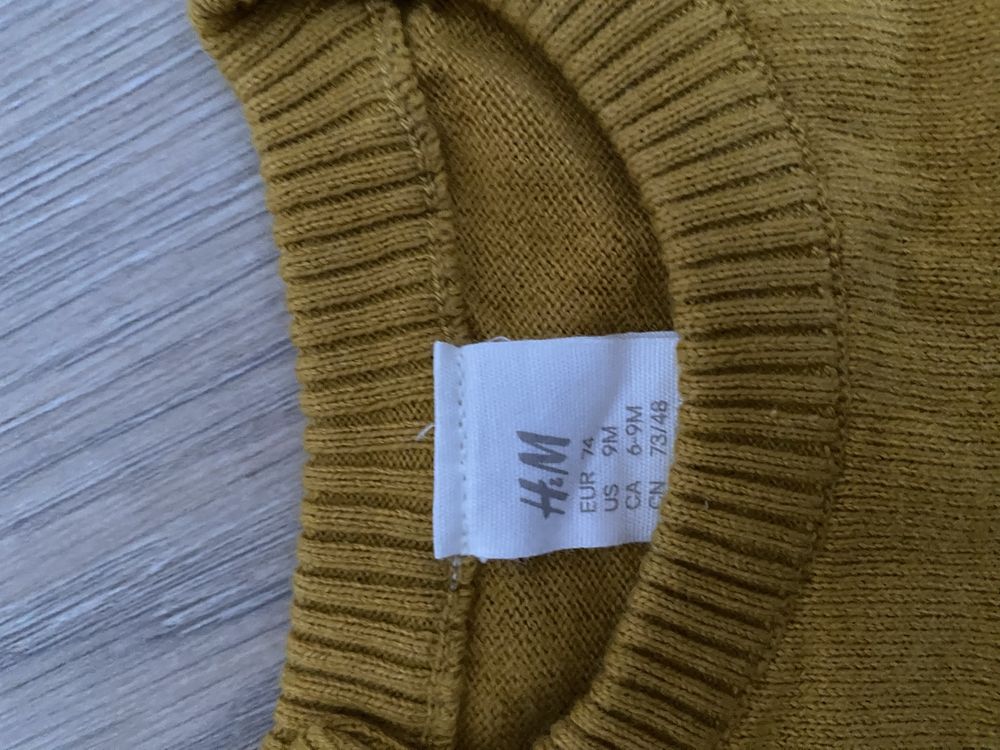 Pulover baietel H&M mar 74