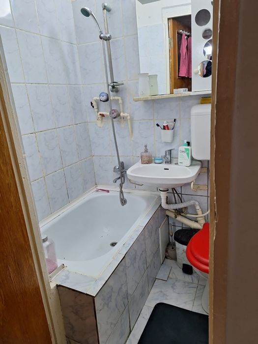 Vând apartament 2 camere