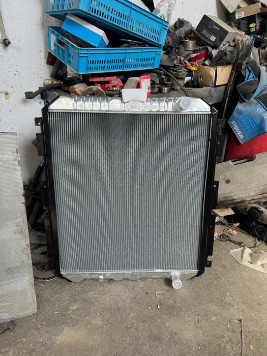 Радиатори за всички марки строителни машини