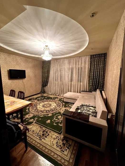 Сдаю срочно квартиру ориентир метро Гафур Гулям 372*