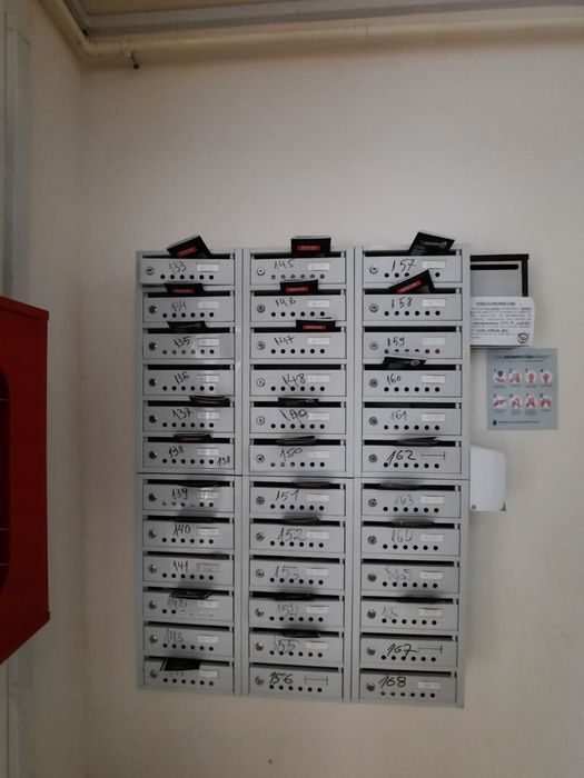 Distribuim flyere și pliante publicitare