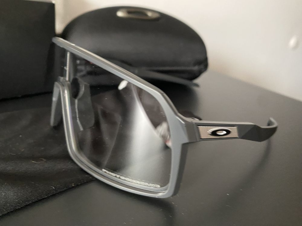 Ochelari Oakley Sutro Clear Photochromic