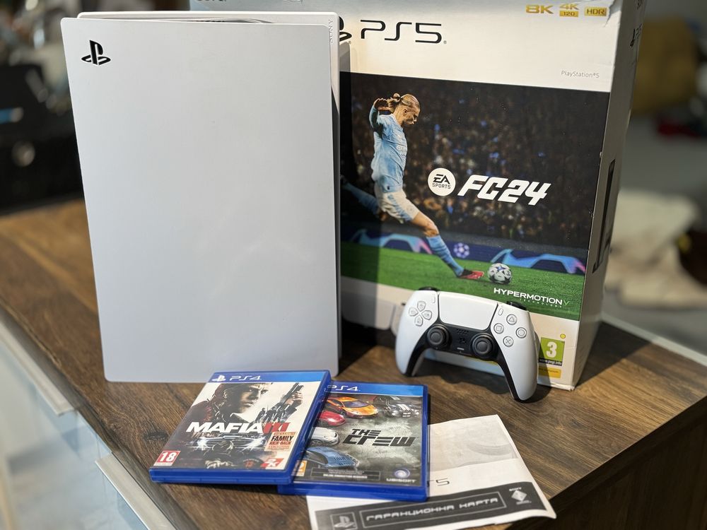 Playstation 5 disc edition с гаранция МАЛКО ИЗПОЛЗВАМ! 2 игри подарък