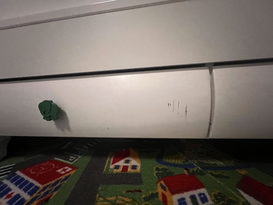 Vând pătuț transformabil