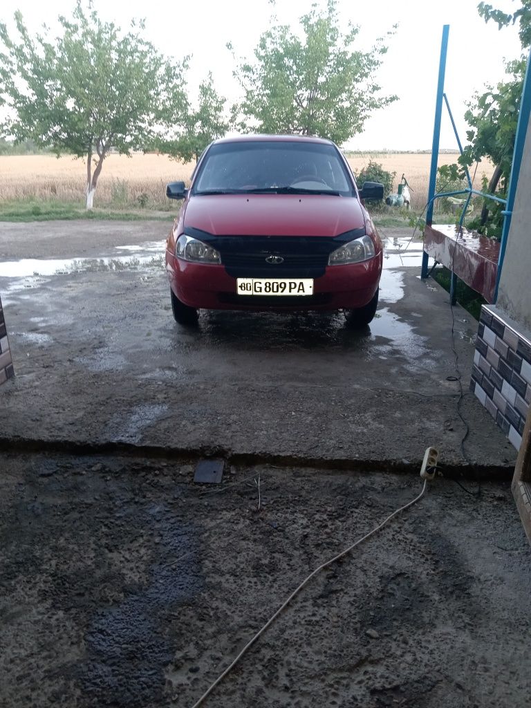 Lada kalina1118 sotiladi