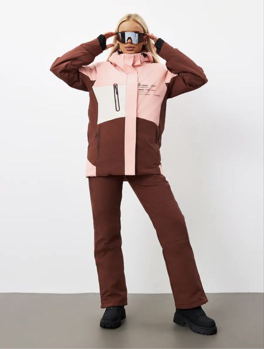Горнолыжный женский костюм Новый