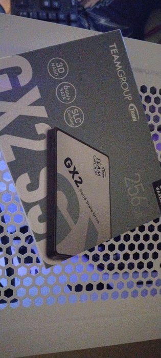 Продам SSD 256 GB