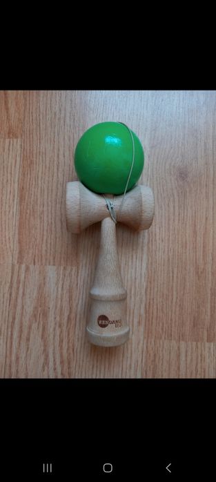 Vând Kendama USA
