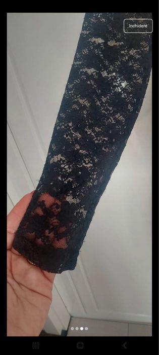 Rochie cu maneci din dantela