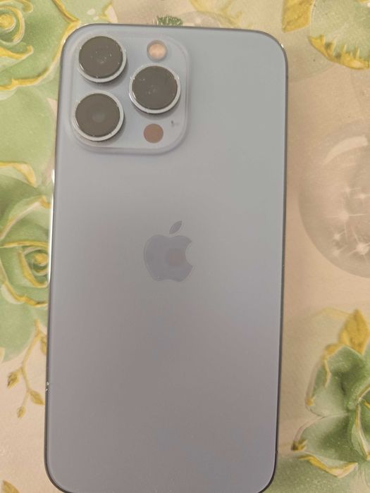 Iphne 13 Sierra Blue неразличим от нов