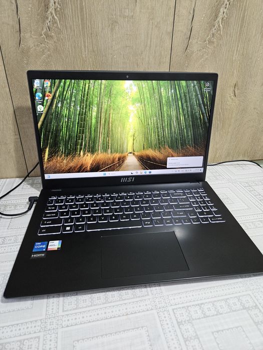 MSI Modern 15 B11M