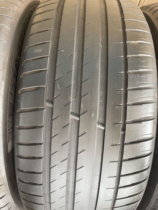 245/50R19 Michelin Pilot Sport 4 SUV Dot 3821