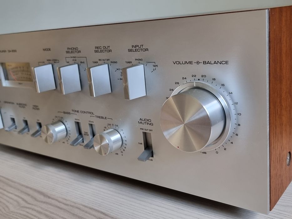 YAMAHA CA-2010 Natural Sound Integrated Stereo Amplifier