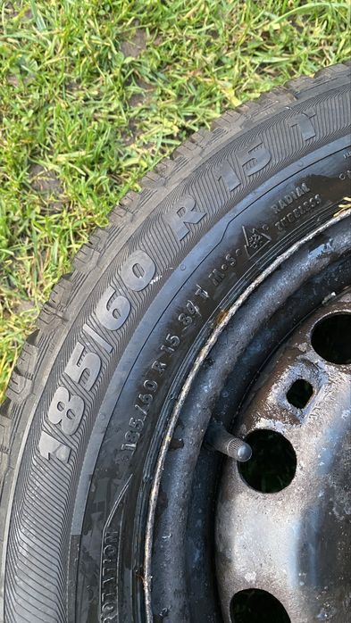 Anvelope iarna M+S 185/60R15 Semperit