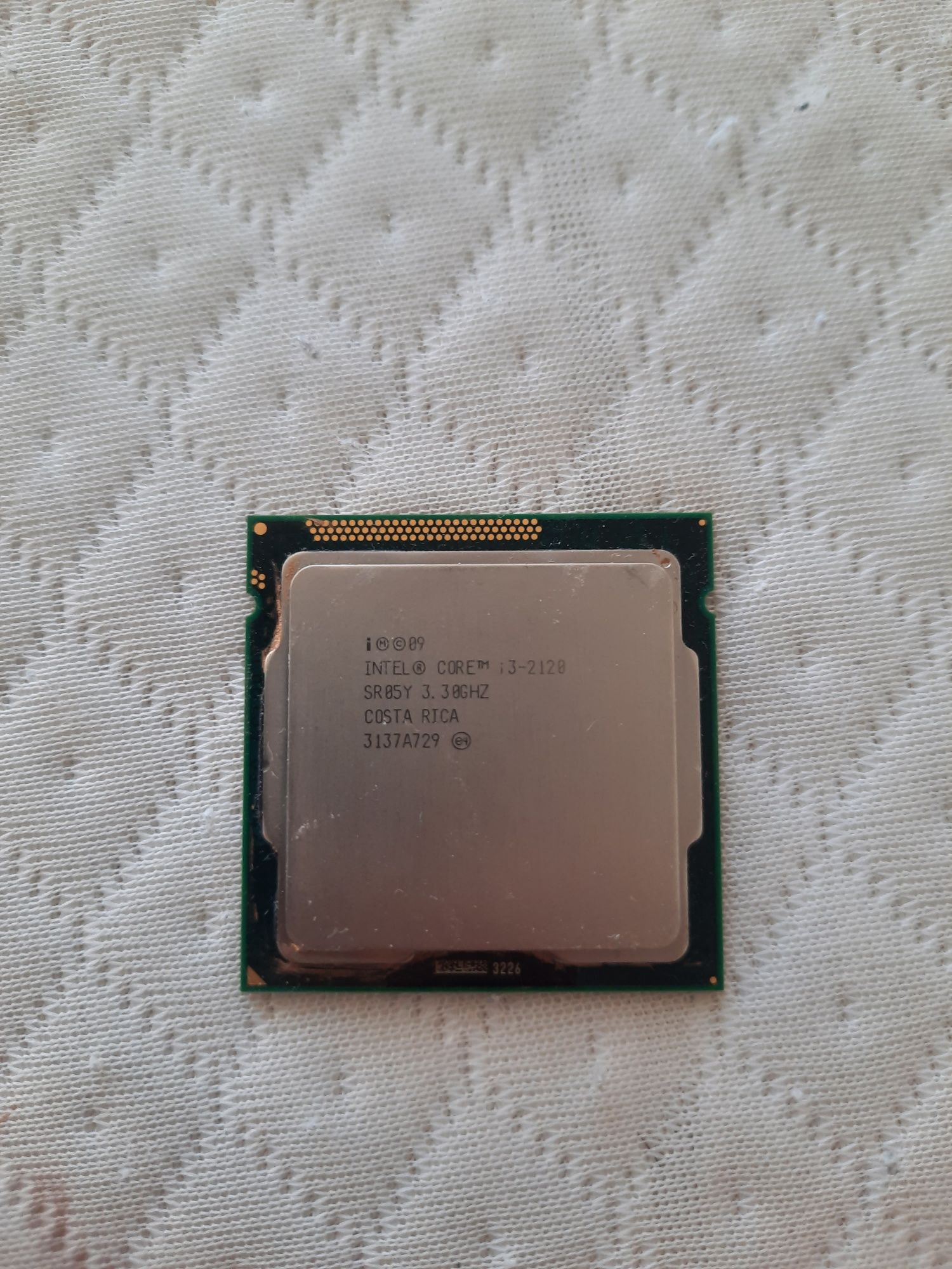 Intel i3 2 поколения