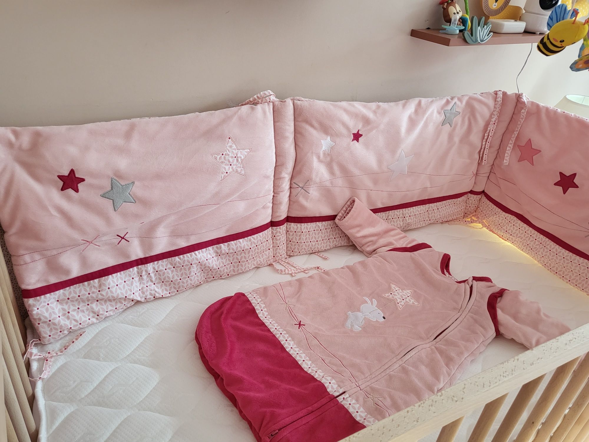Сет чаршафи/обиколник за бебешко легло