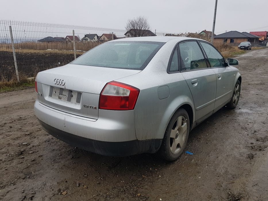Dezmembram Audi A4 1.9TDI