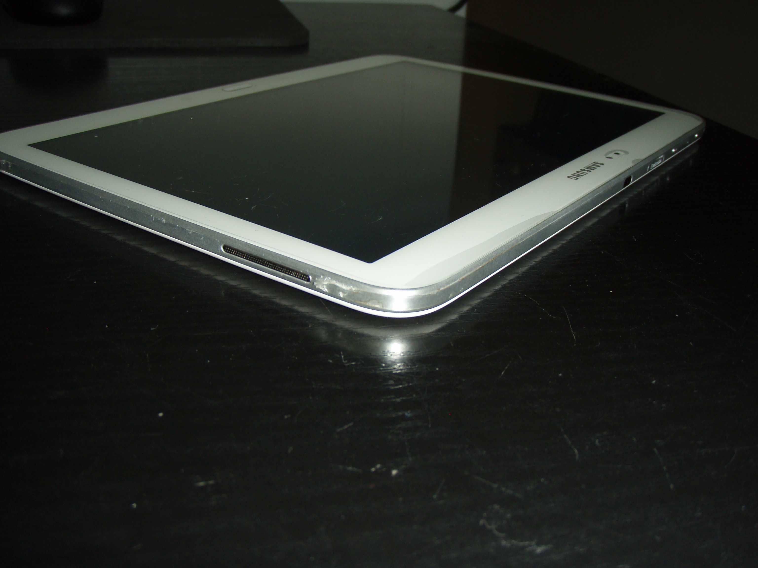 Tablete 10.1" Samsung Galaxy TAB 3 GT-P5210 si TAB 4 SM-T530