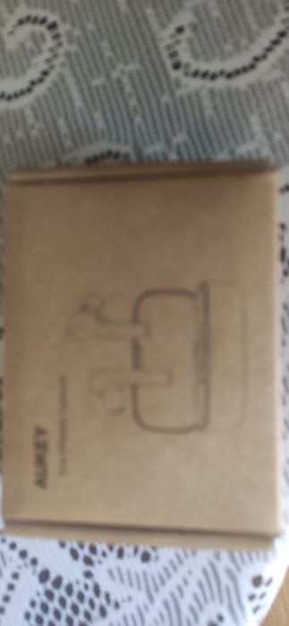 Продавам два комплекта безжични слушалки